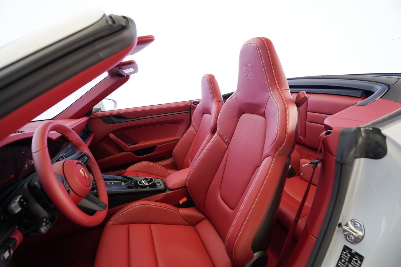 بورش 911 CARRERA GTS CABRIOLET