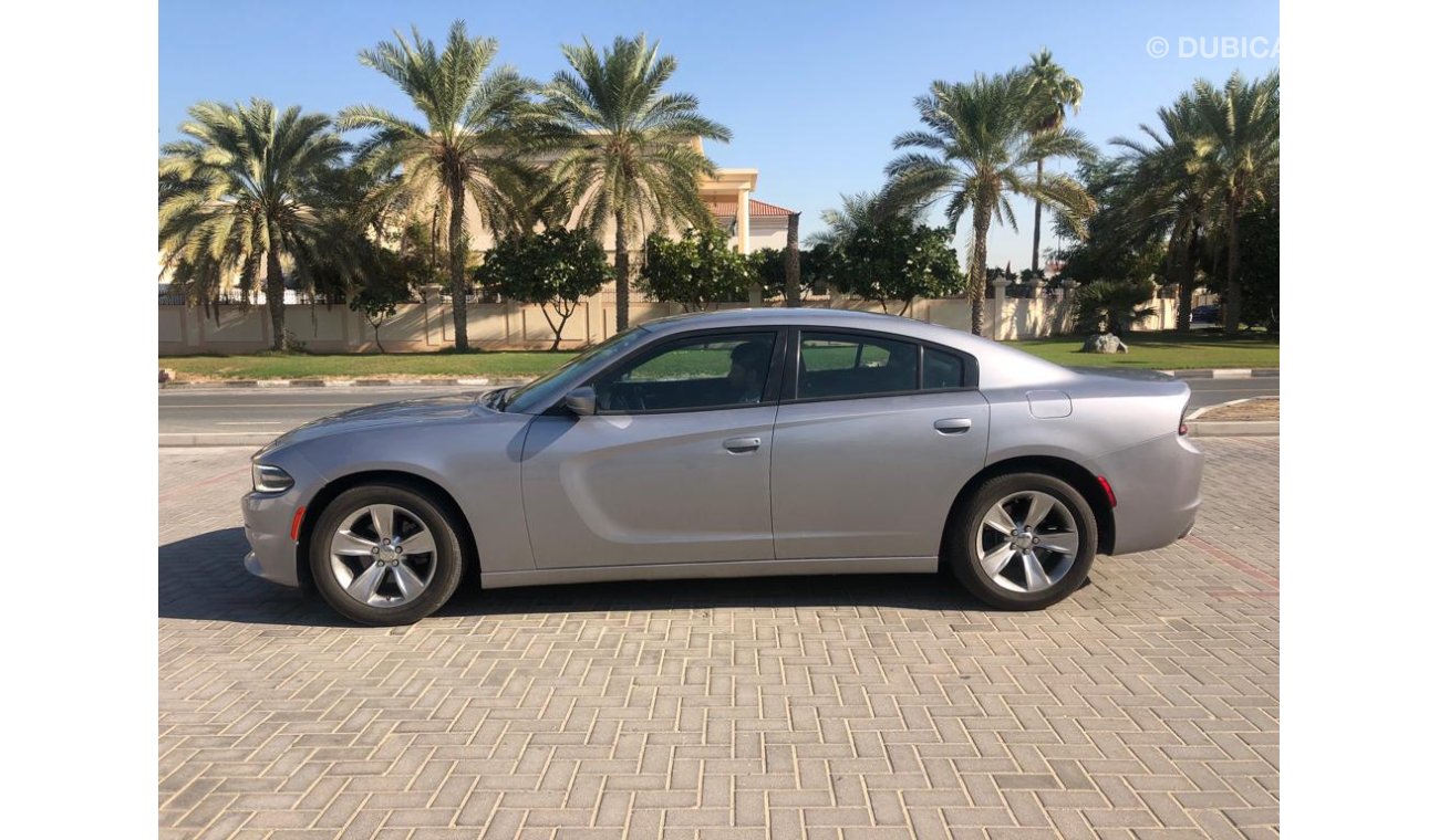 Dodge Charger OFFER PRICE ! CHARGER GCC 790 X 60 0% DOWN PAYMENT ,MID OPTION