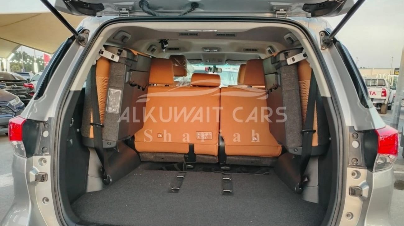 Toyota Fortuner 2.7 v4 petrol 2023