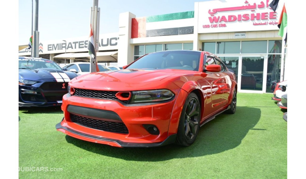 دودج تشارجر Dodge Charger R/T Hemi V8 2017, Wide Body, Leather Seats, Very Good Condition