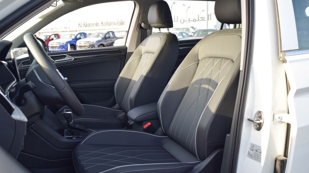 فولكس واجن تيجوان •	Brand new Volkswagen Tiguan L 1.5L Turbo 300TSI 2025