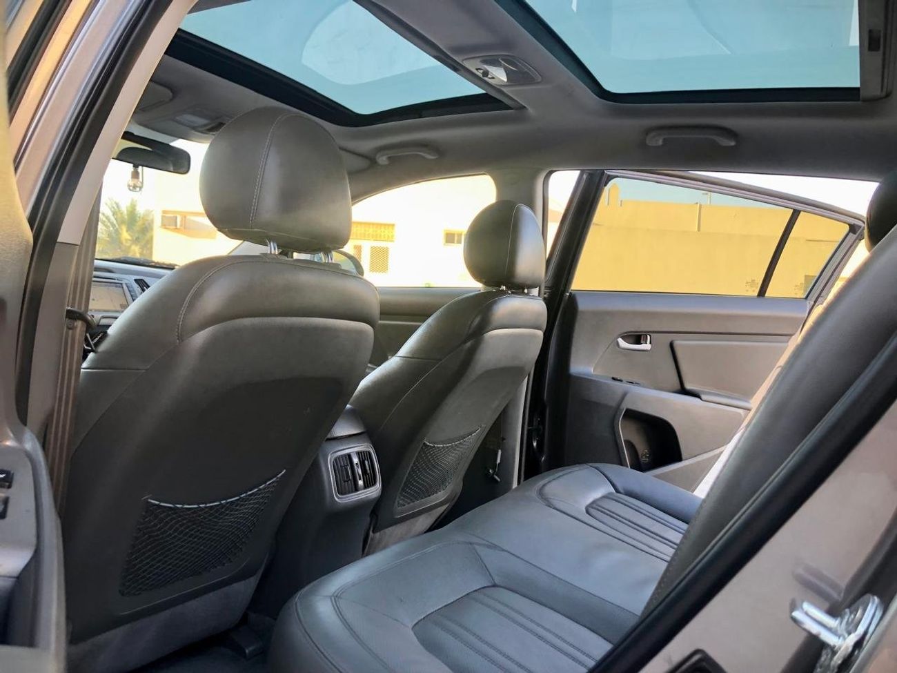 Kia Sportage EX Top Sportage 2015 Top of range GCC free accident 100%