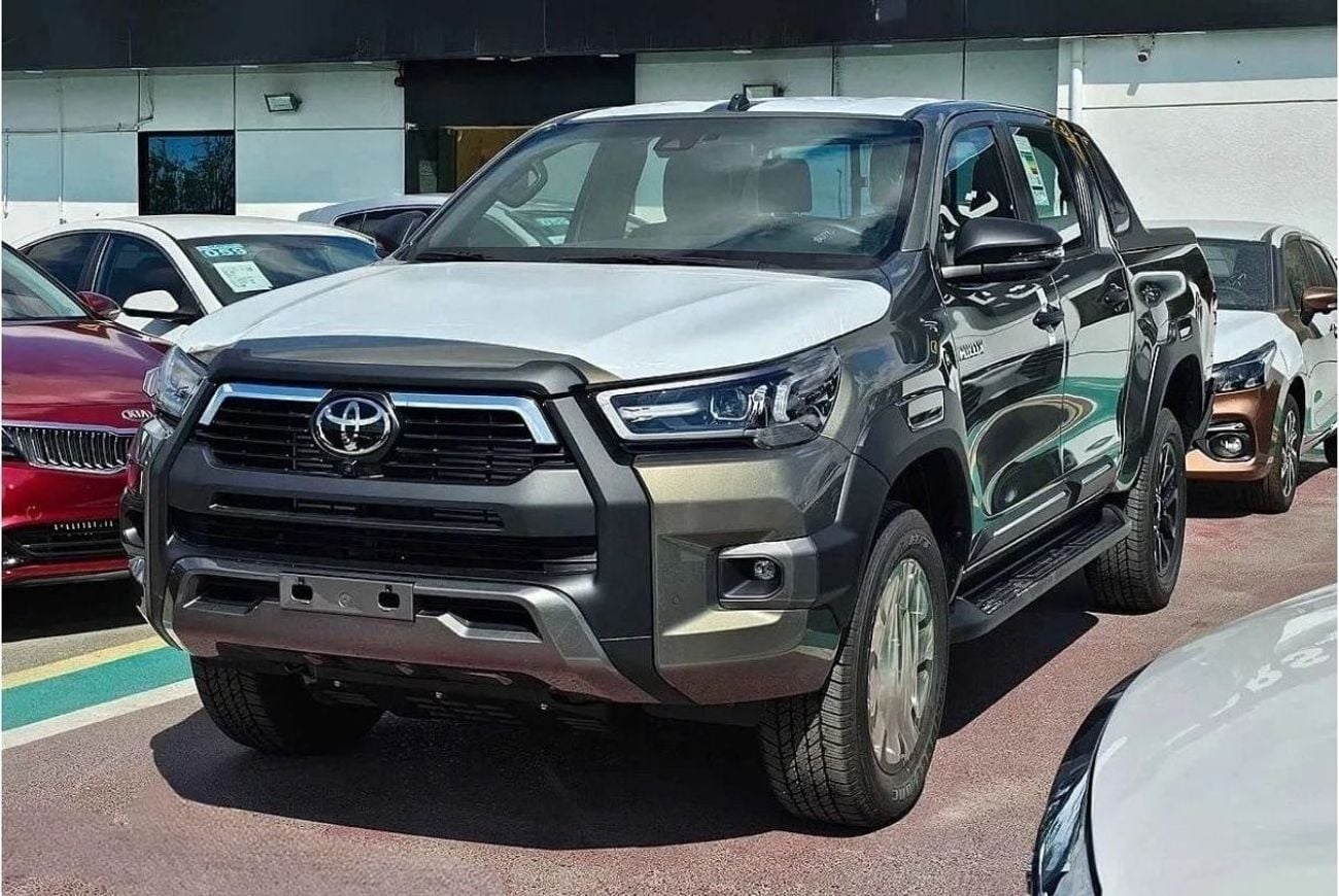 تويوتا هيلوكس DC ADVENTURE 2.8D AT 4X4 MY2024 - BLACK