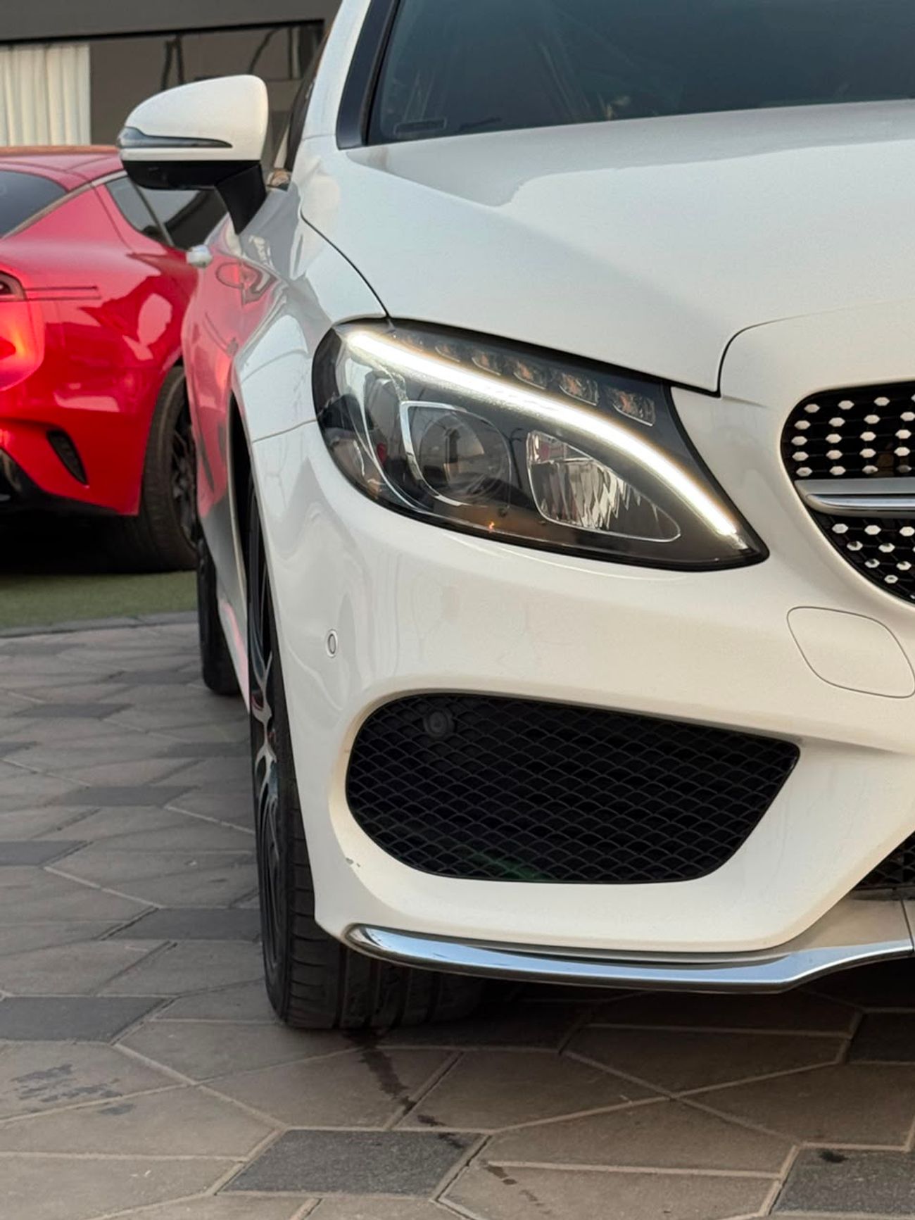 مرسيدس بنز C 200 كوبيه