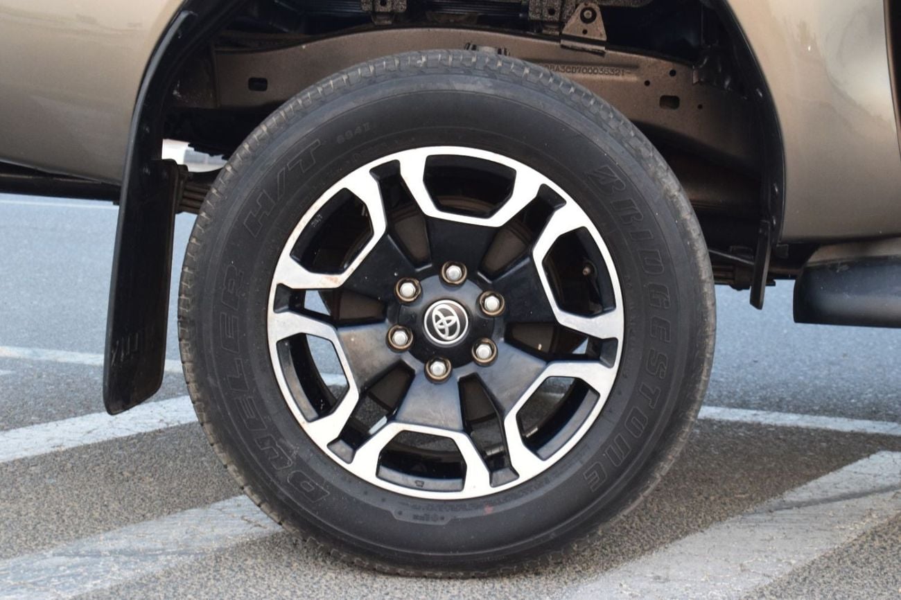 Toyota Hilux 2021 TOYOTA HILUX DOUBLE CABIN BROWN