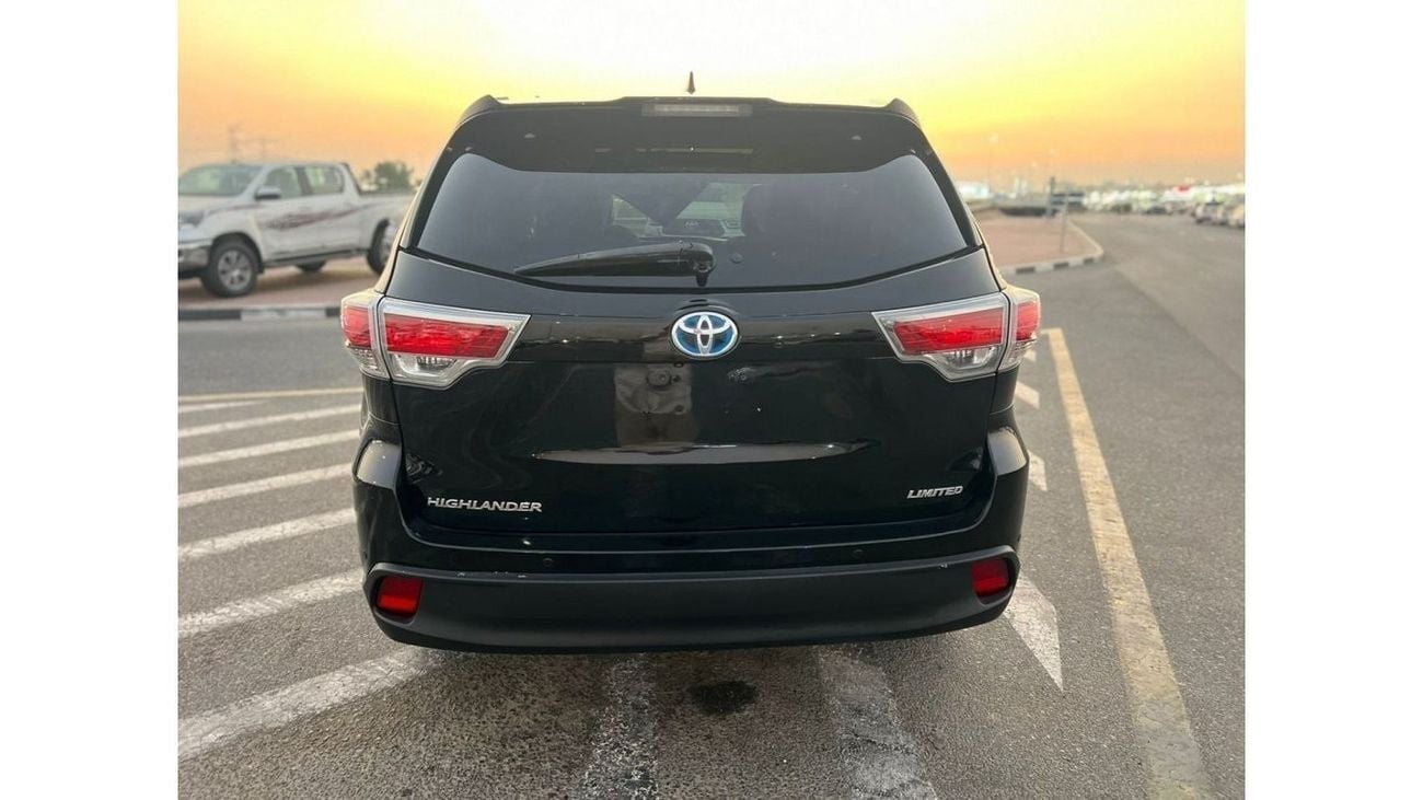 Toyota Highlander 2016 Toyota Highlander, Hybrid - 4X4 - Panoramic / Push Start - Heat and Cooling Seats- Limited Full