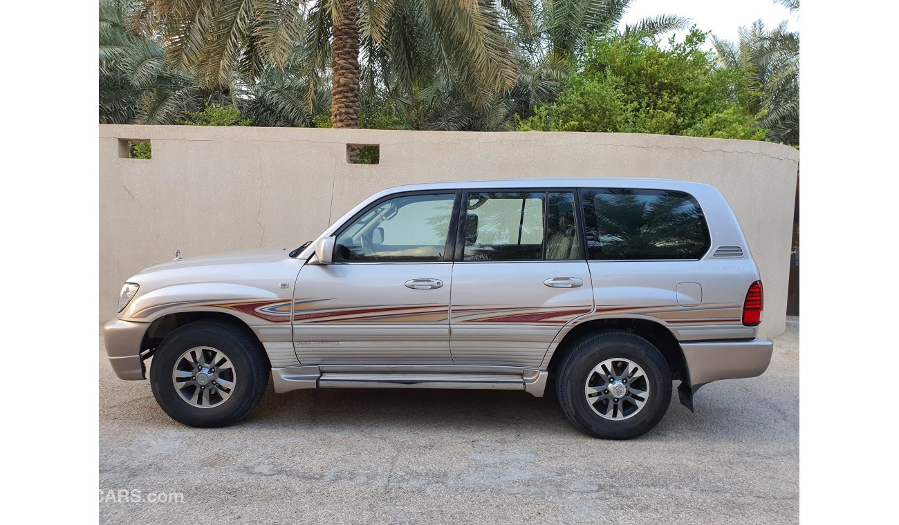 Toyota Land Cruiser GXR