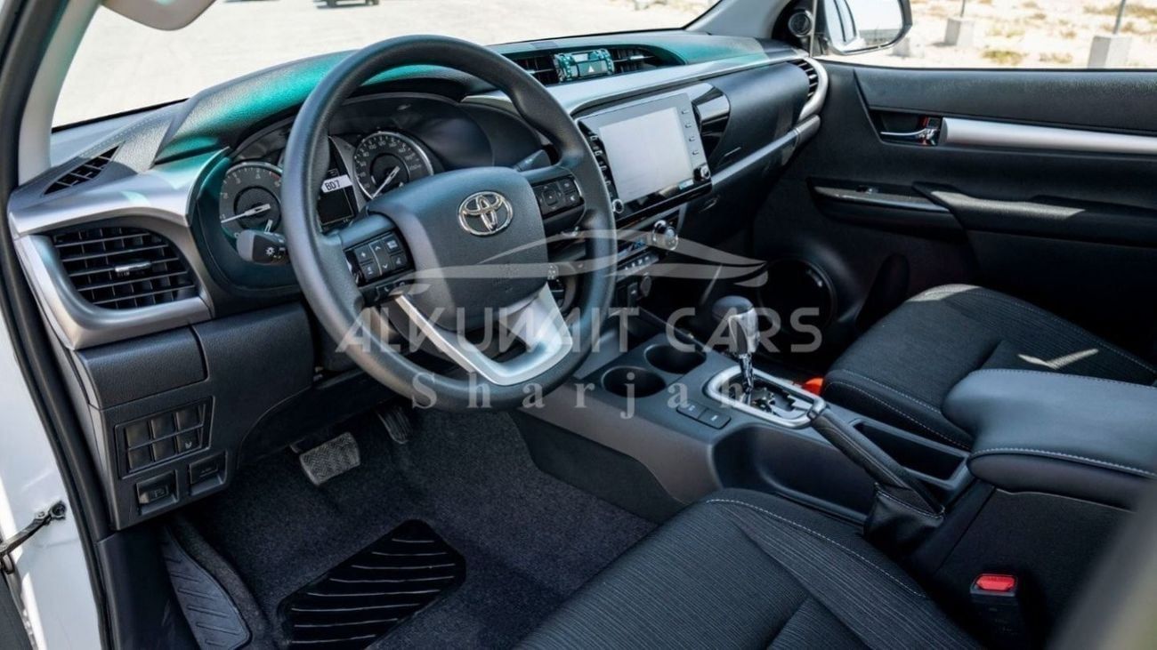 Toyota Hilux SGLX Toyota Hilux 2.4L Diesel AT 4X4 Full Option 2025