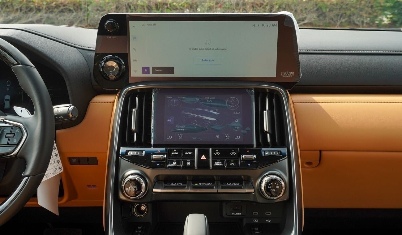 Lexus LX 700h Signature