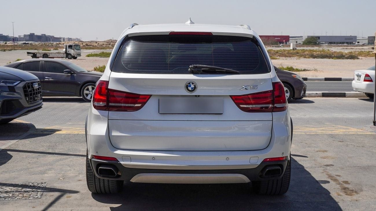 بي أم دبليو X5 XDrive 50i
