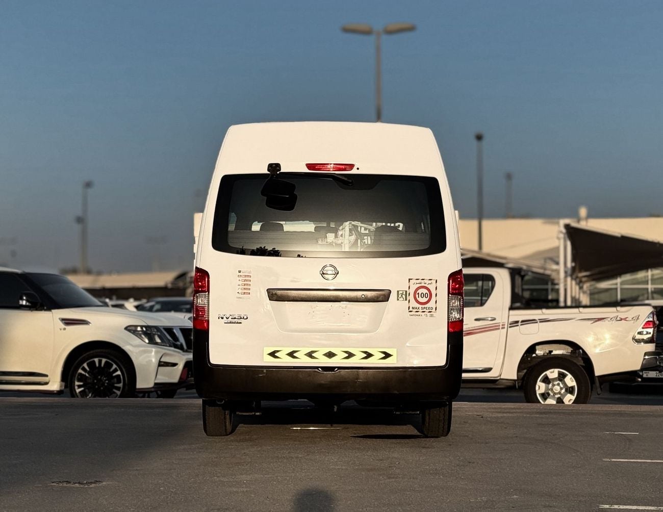 Nissan Urvan STD Nissan Urvan automatic | 2.5 L | 2020 | GCC | Accident-Free | In Excellent Condition | 1092 P.M