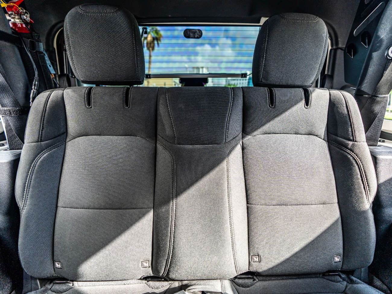 جيب رانجلر Sport 3.6L A/T (5 Seater)