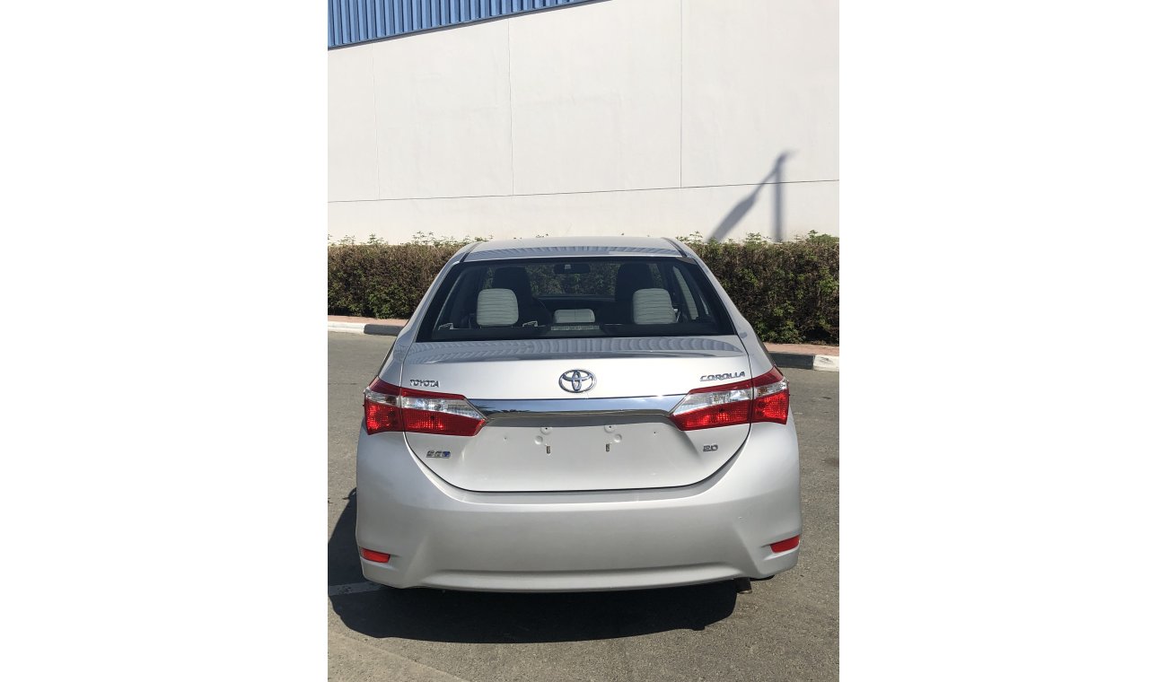 Toyota Corolla SE+2.0