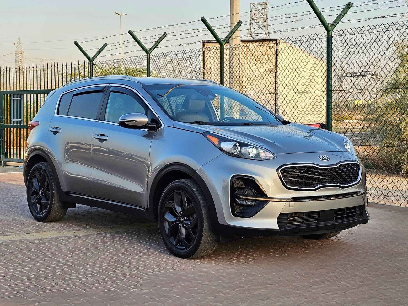 كيا سبورتيج S/ AWD/ RADAR/ LANE ASSIST/ LEATHER/ DVD CAMERA/ LOT# 55971