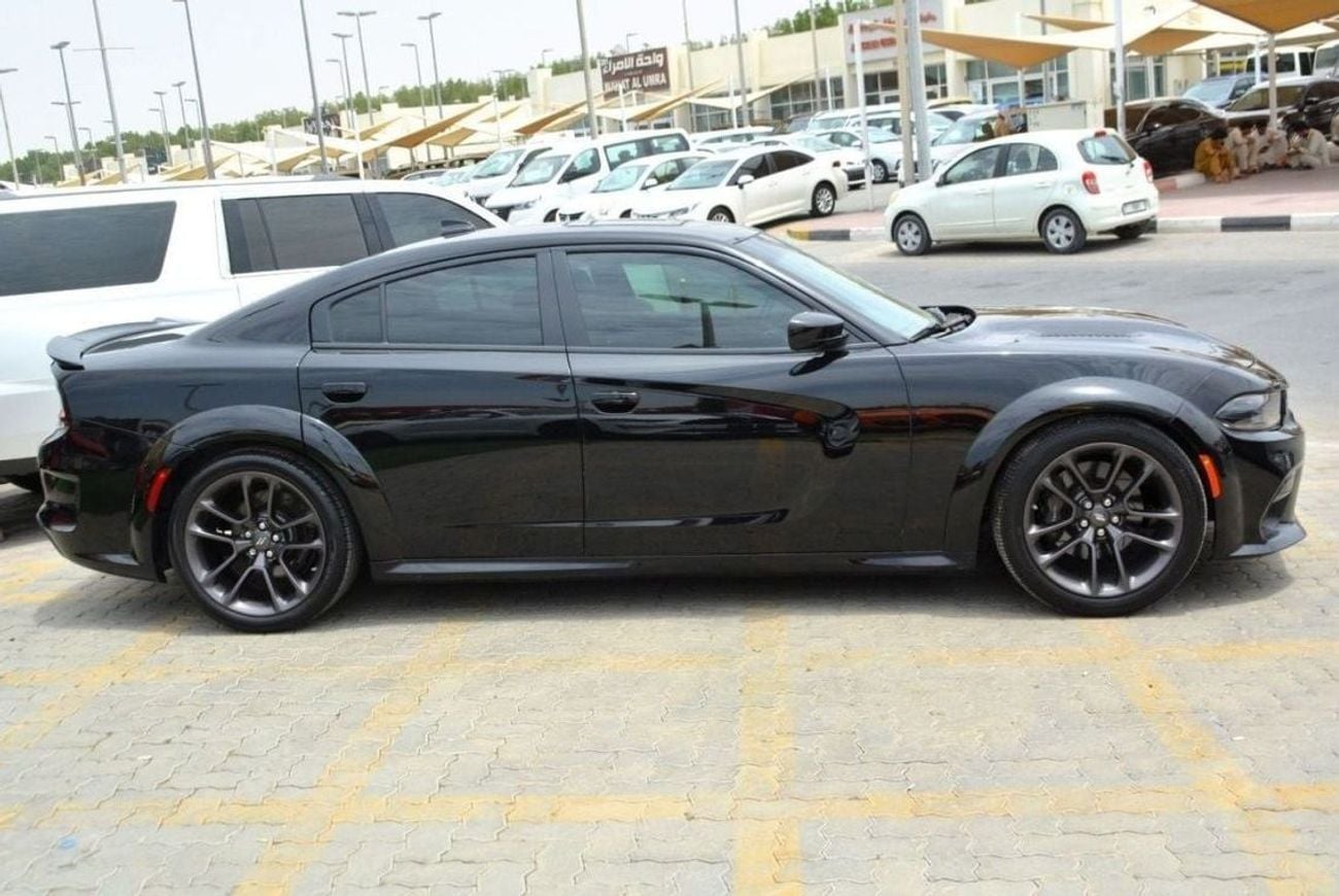 Dodge Charger RT SCATPACK WIDEBODY SRT 392 SRT -SCAT BACK-6.4L--FULL OPTION-SUN ROOF -RADAR -AIR BAGS/