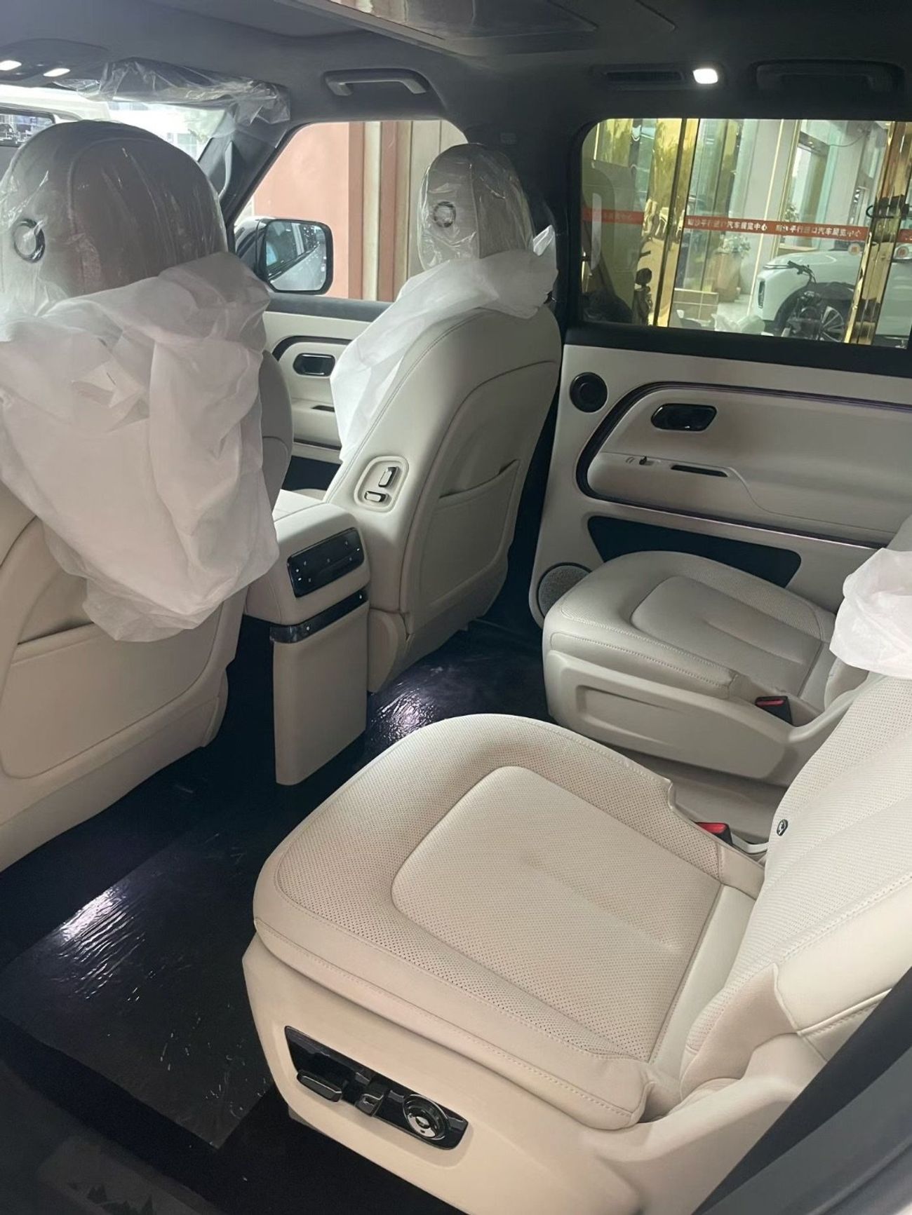 روكس أداماس Adamas 7seater gold-white