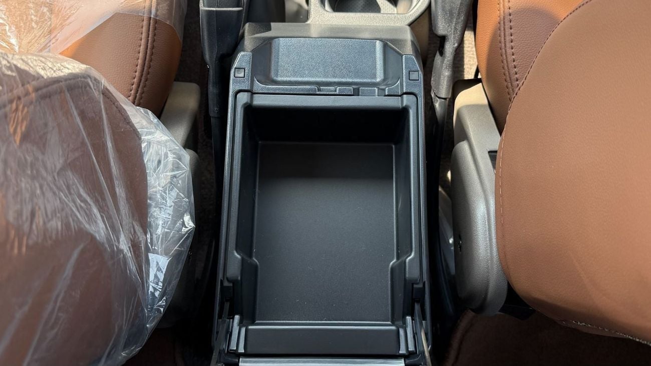 تويوتا لاند كروزر 70 TOYOTA LAND CRUISER HARD-TOP (70 SERIES) A/T 4.0L - 2025