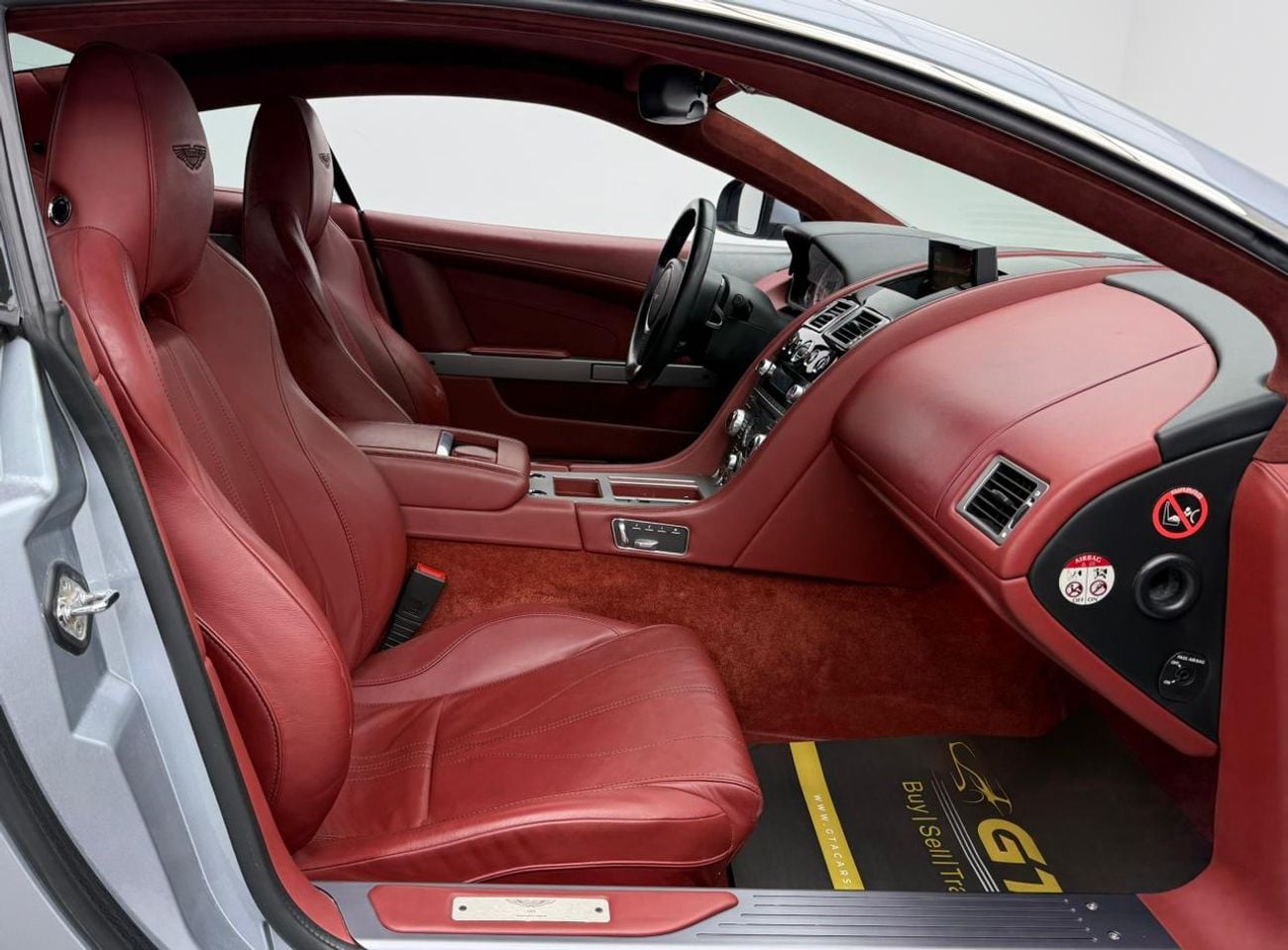 Aston Martin DB9 2014 Aston Martin DB9, Full Service History, Fully Loaded, Excellent Condition, GCC