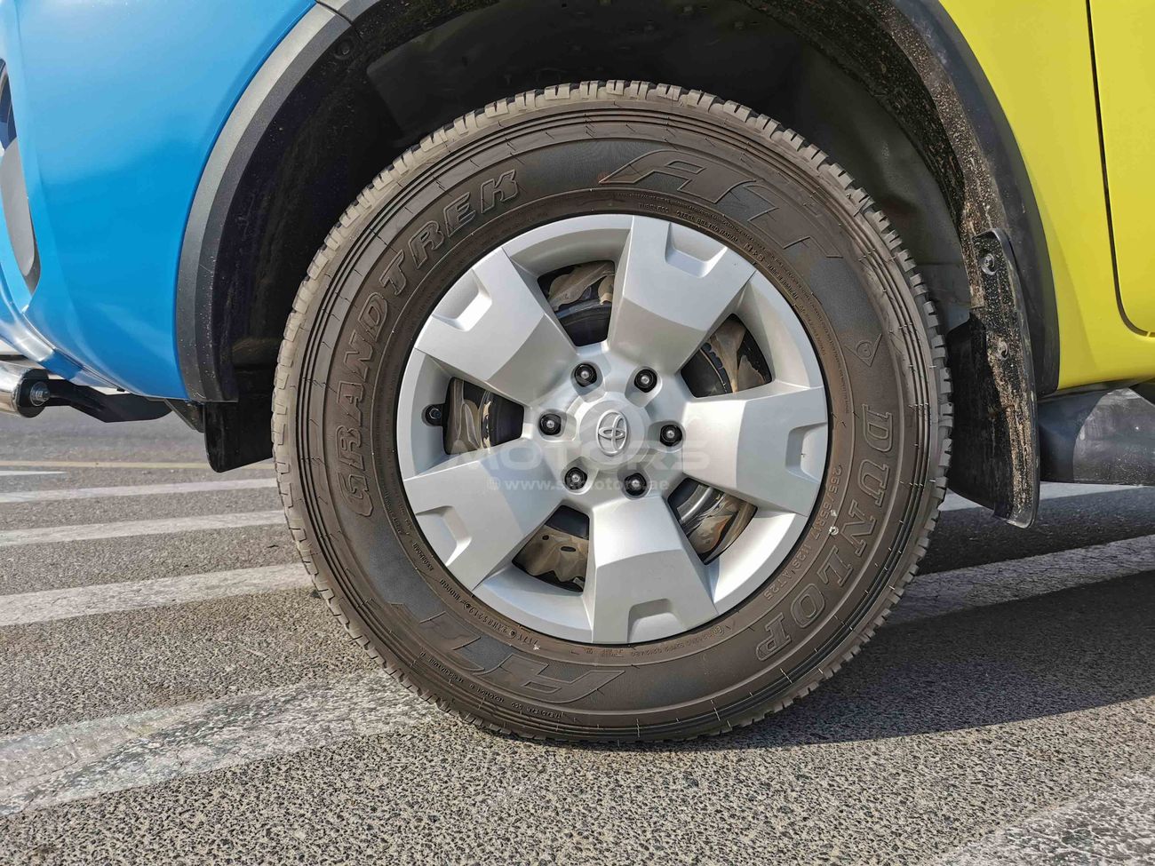 Toyota Fortuner 2.4L Diesel, Police Lights, Alarm, Leather Seats, (ONLY FOR UNITED NATION ORDERS)  (CODE # TFBO01)