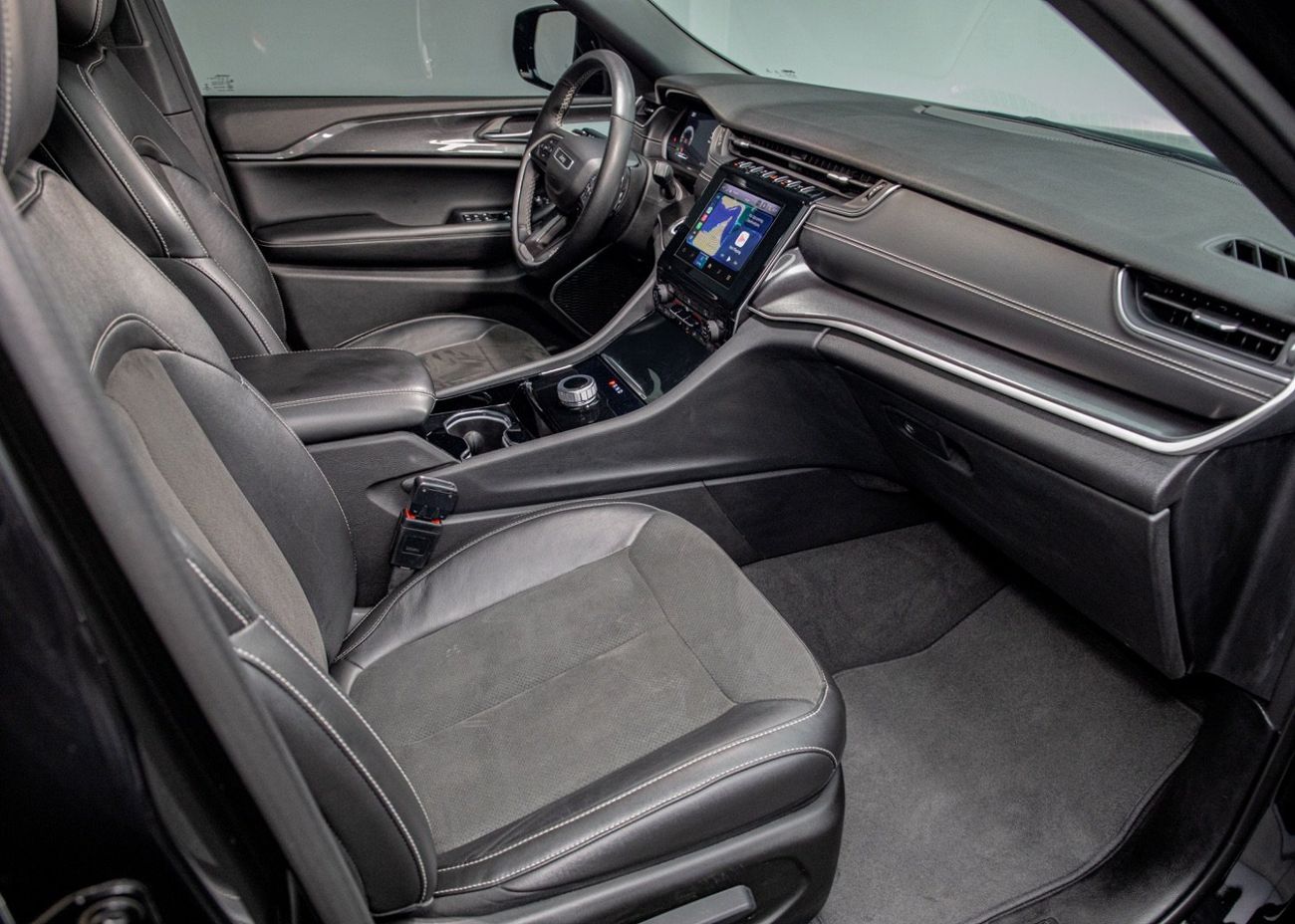 جيب جراند شيروكي Altitude 3.6L