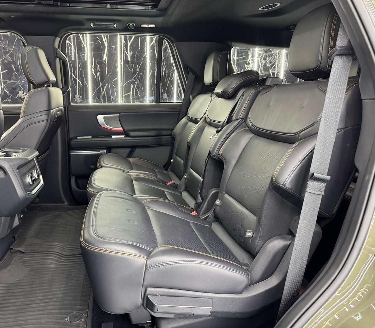 فورد إكسبيديشن Tremor 3.5L,440hp,V6 Petrol,Automatic,4x4,8 seats,5 doors