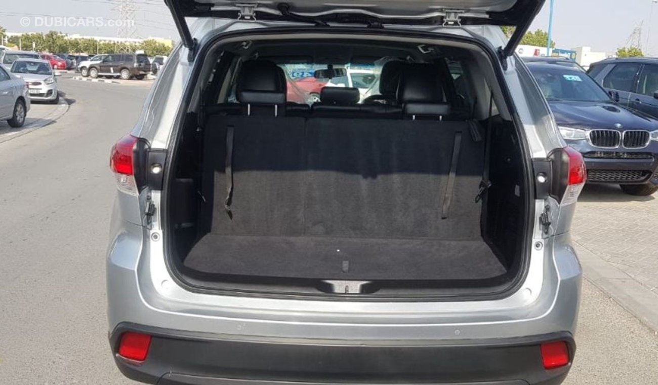تويوتا كلوجير Grand Option Leather Seats Back Door Auto Heat And Cool Seats Petrol V6 Right-hand Low Km