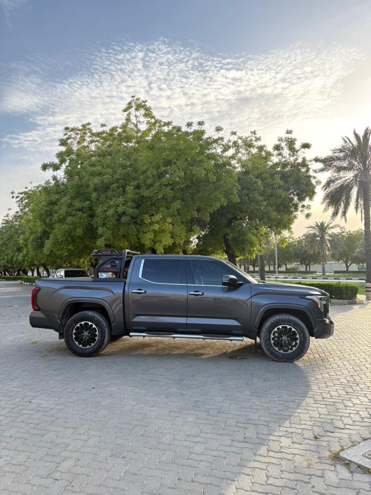 Toyota Tundra 2023 Full Option 4X4