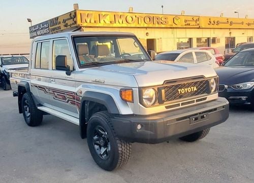 تويوتا لاند كروزر 70 TOYOTA LAND CRUISER ( 70 SERIES ) 4.0L PICKUP 4WD