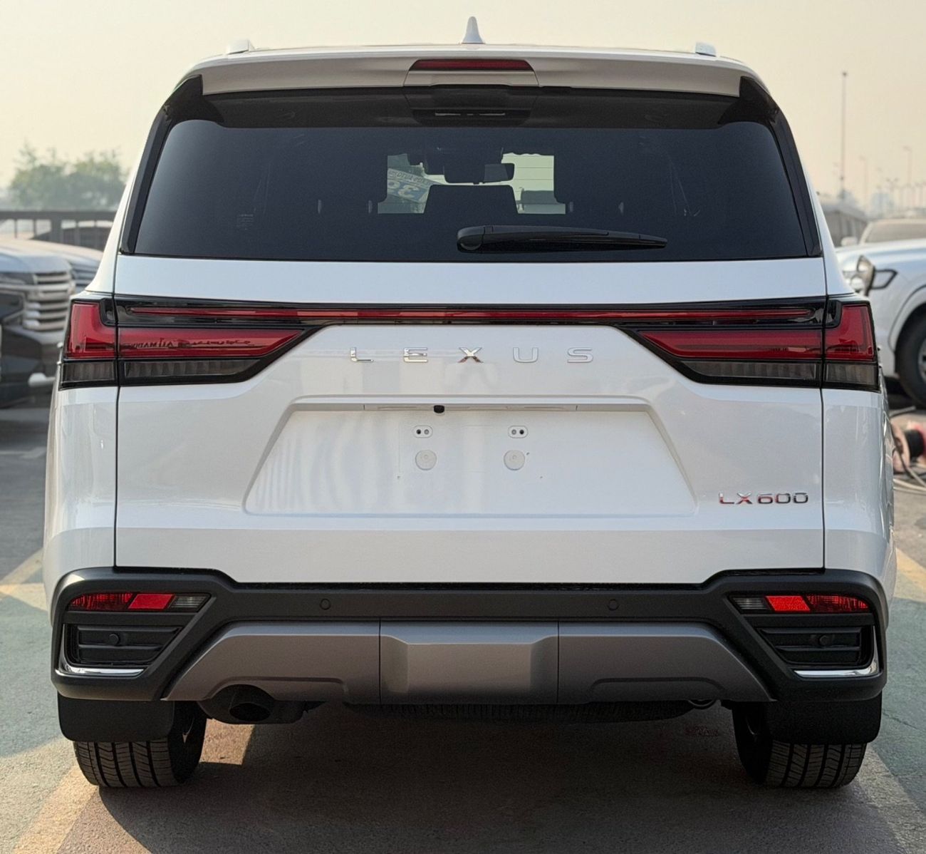 لكزس LX 600 SPORT LUXURY - RHD