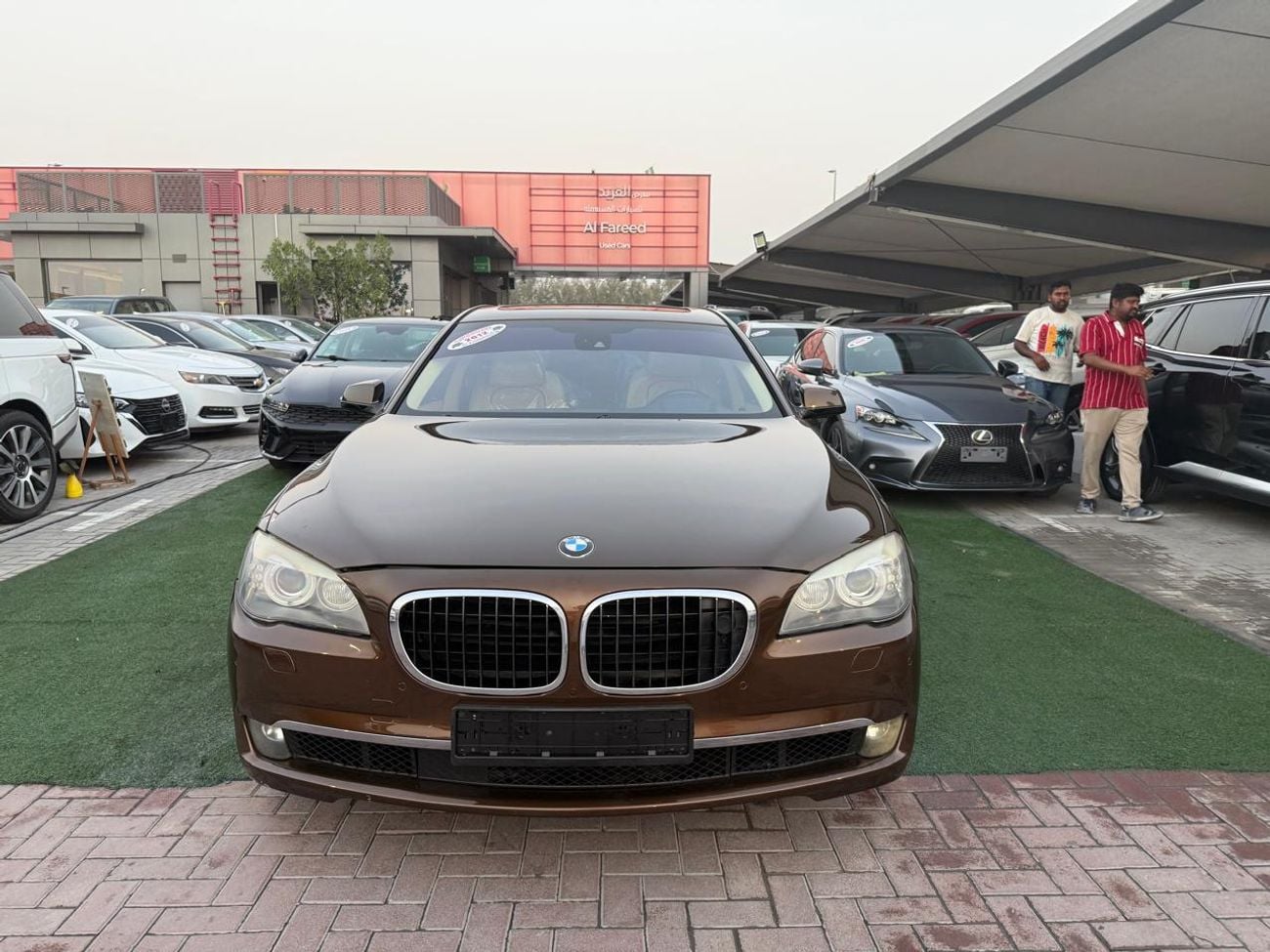 BMW 750Li EXCLUSIVE 4.4L V8 twin-turbo engine producing 407 hp, 8-speed