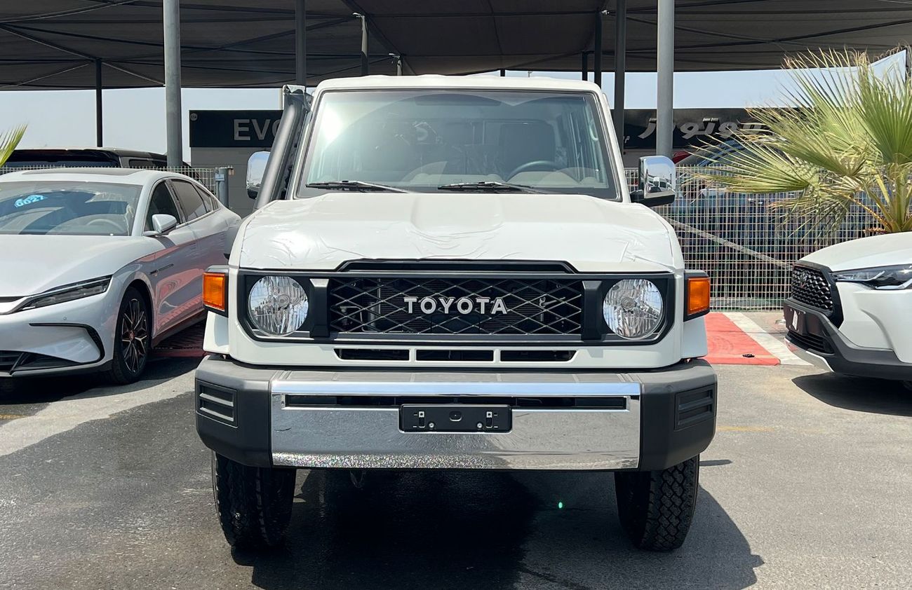 Toyota Land Cruiser LX 4WD GCC Specification