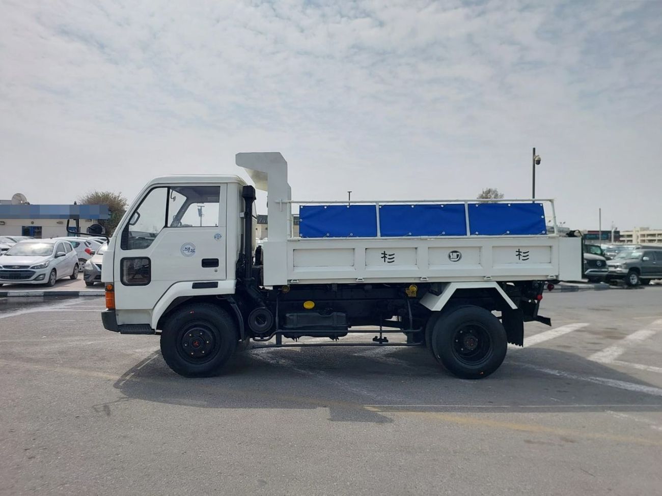 ميتسوبيشي فايتر (RAMADAN OFFER) MITSUBISHI FIGHTER TRUCK RHD 1989 MODEL 6.5 L DIESEL MANUAL(PM30989)