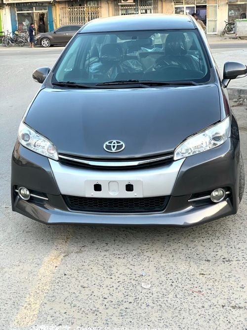 Toyota Wish LEFT HAND VEHICLE 2WD AT 2.0L