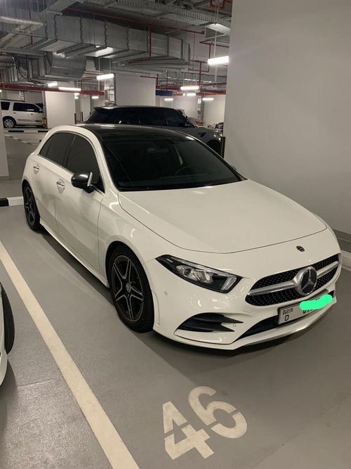 Mercedes Benz CLA250 Std 2.0L (221 HP)