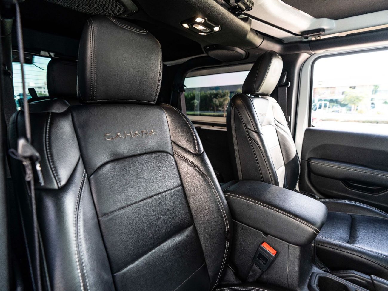 Jeep Wrangler Sahara 3.6L A/T (5 Seater)