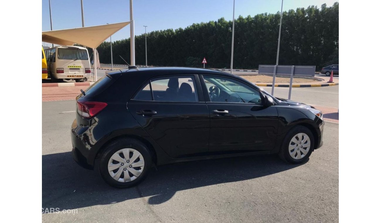 Kia Rio Kia Rio 2018 automatic very good condition