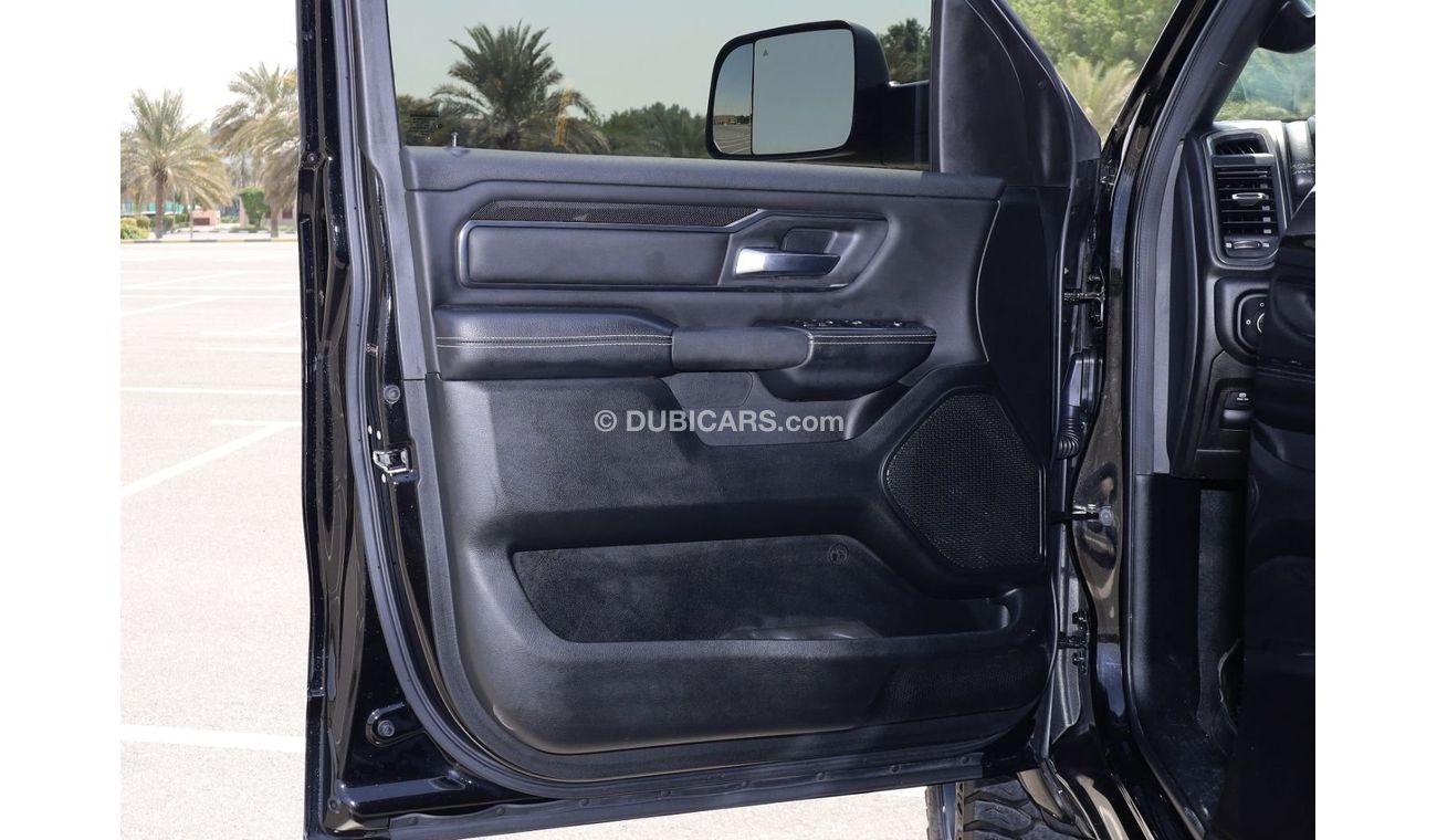 RAM 1500 | Sport 4x4 1500 HEMI 5.7L | Excellent Condition