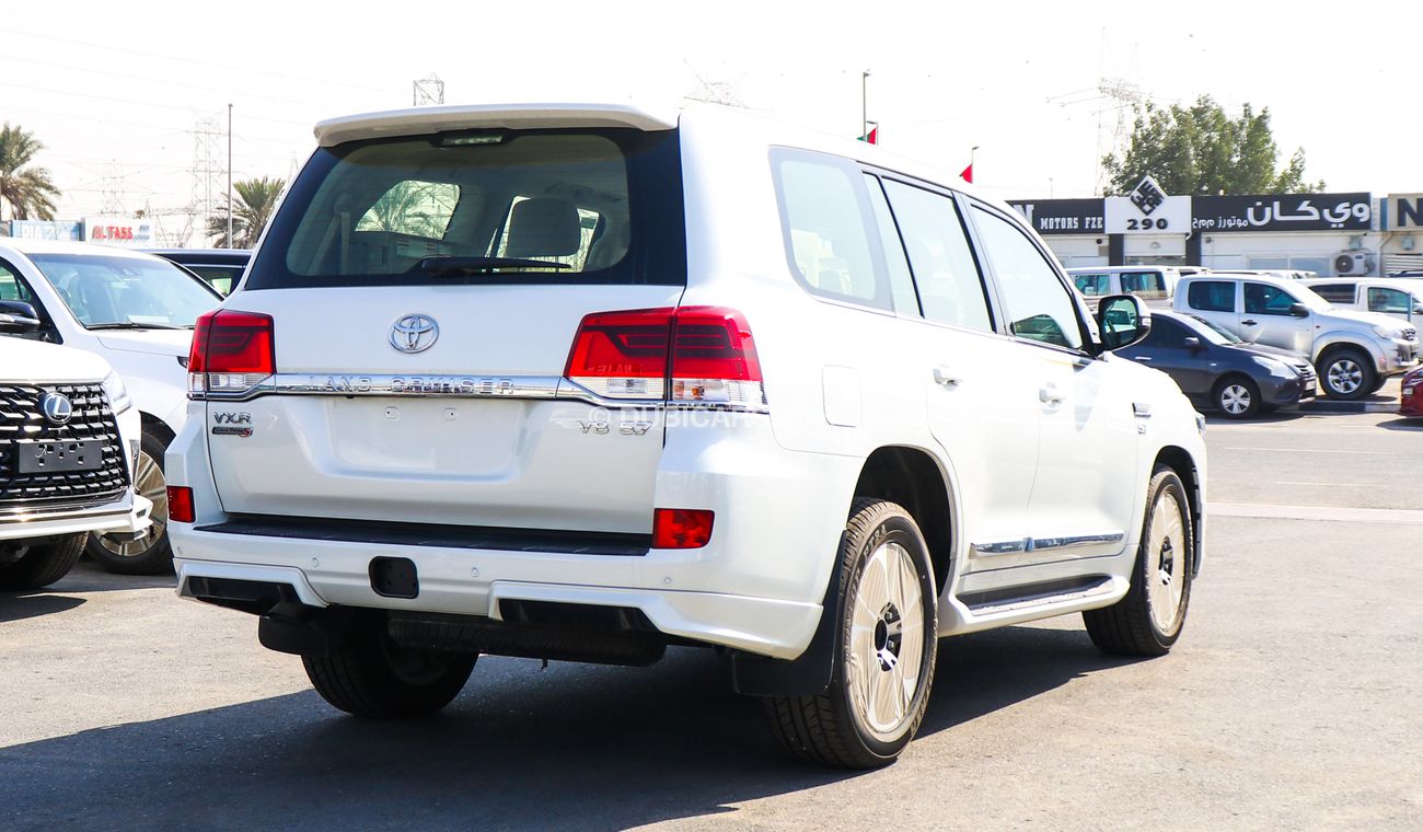 Toyota Land Cruiser VXR 5.7 V8 Grand Touring S