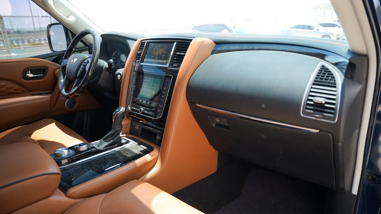 إنفينيتي QX80 Luxe Proactive 5.6L (400 HP)