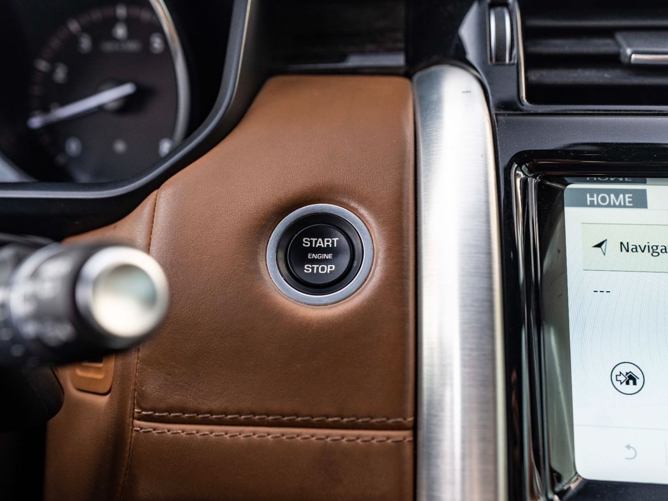 لاند روفر دسكفري HSE Luxury 2.0L 4WD