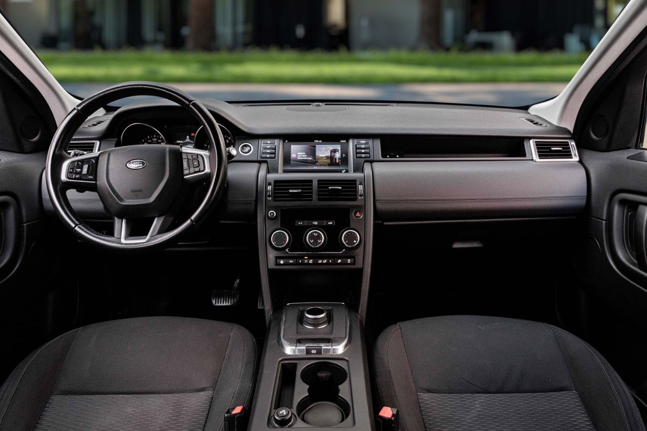 لاند روفر دسكفري سبورت Discovery Sport | 1,371 P.M | 0% Downpayment | Land Rover History | Warranty