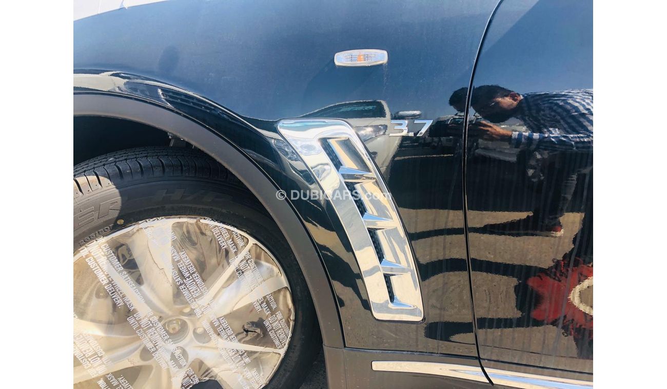 Infiniti Q70 3.7L ENGINE, FULL OPTION, POWER-MEMORY AND LEATHER SEATS, DVD&REAR CAMERA, PUSH START, CODE-IQX70