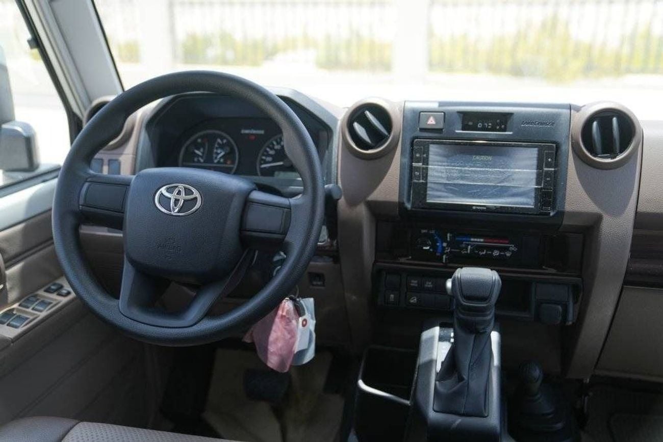 تويوتا لاند كروزر بيك آب 2026 Toyota Land Cruiser LC79 DC 2.8L AT Diesel (White)