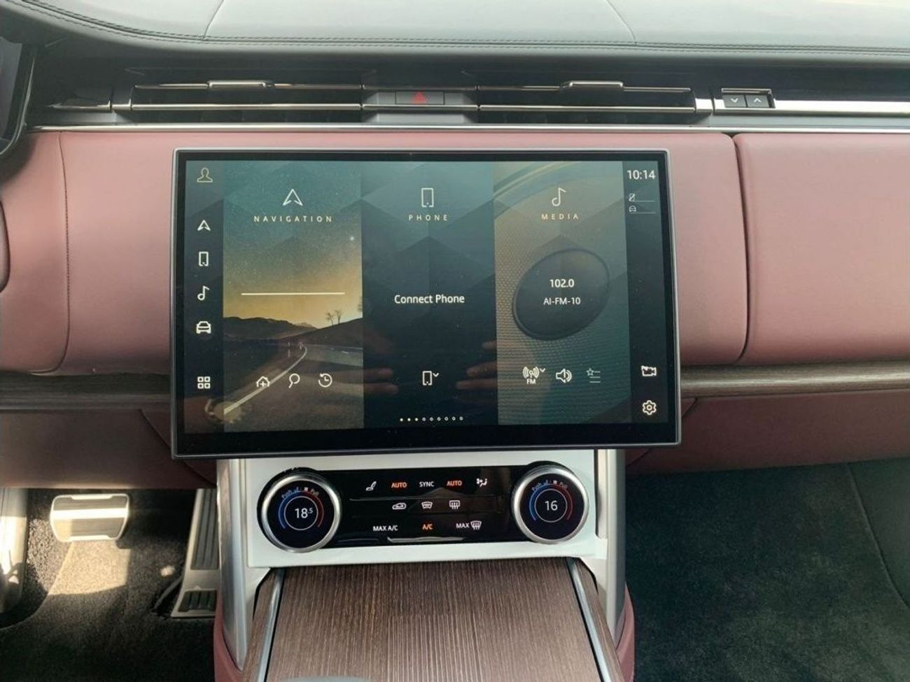 لاند روفر رينج روفر P400 LWB AUTOBIOGRAPHY 3.0L PETROL AWD