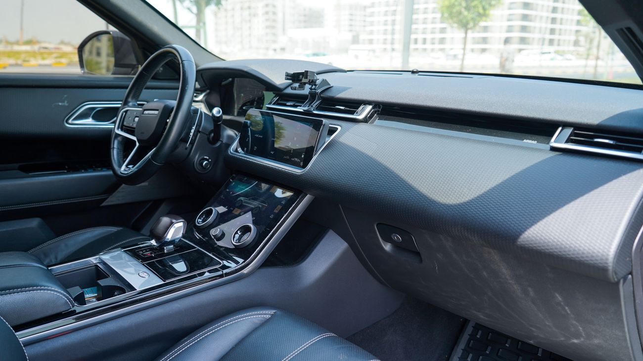 Land Rover Range Rover Velar R-DYNAMIC