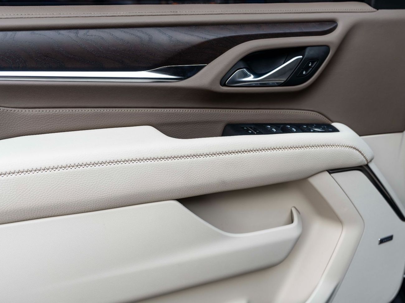 جي أم سي يوكون 6.2 V8 Denali (AWD)