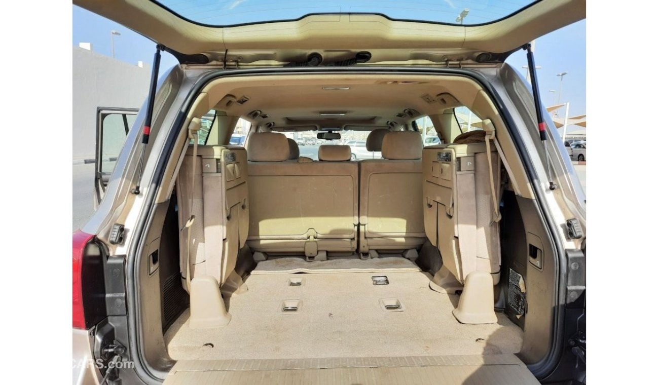 Toyota Land Cruiser Toyota Land Cruiser GCC 2011 sunroof