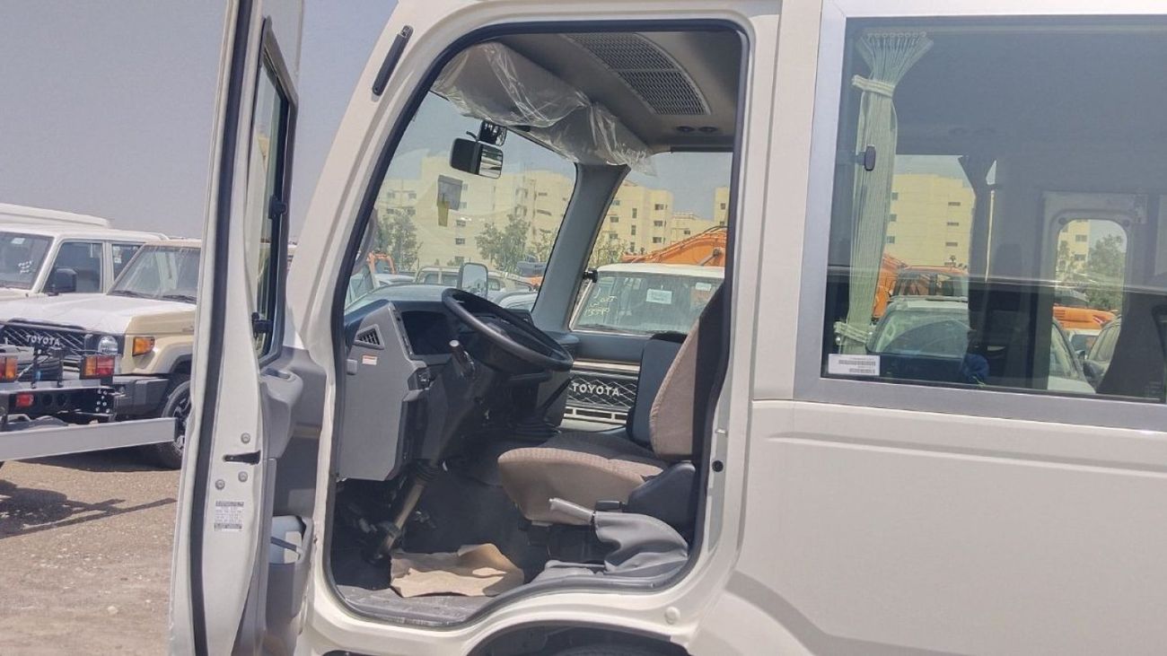 تويوتا كوستر COASTER BUS LWB 4.2L DIESEL| MANUAL | 2023 | 0KM | 03 YEARS WARRANTY