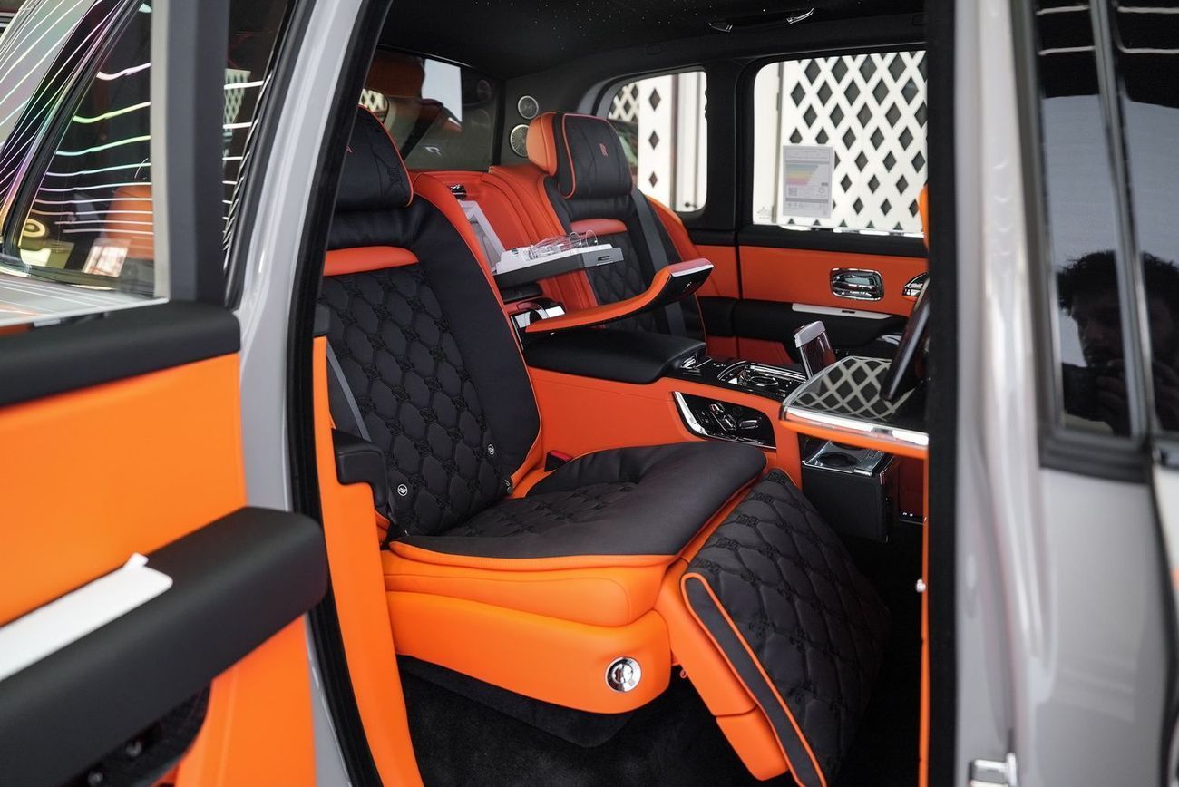 Rolls-Royce Cullinan Rolls Royce Cullinan Black Badge Series 2