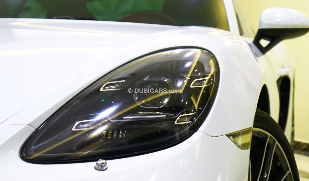 Porsche 718 Cayman Std PORSCHE CAYMAN 718 2018 GCC ORIGINAL PANIT